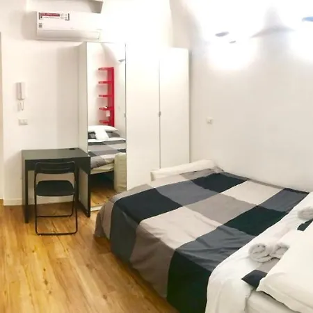 Central Suite Apartment דירה *