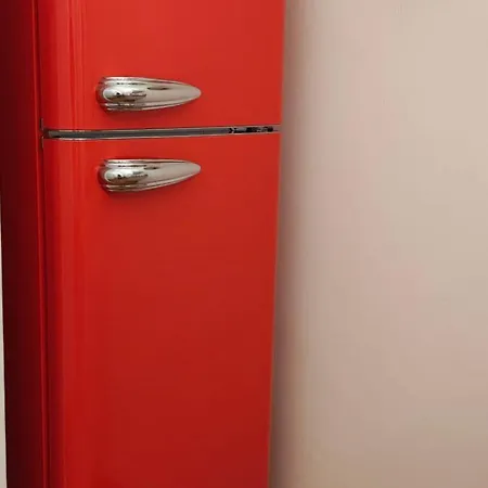 Central Suite Apartment * בארי